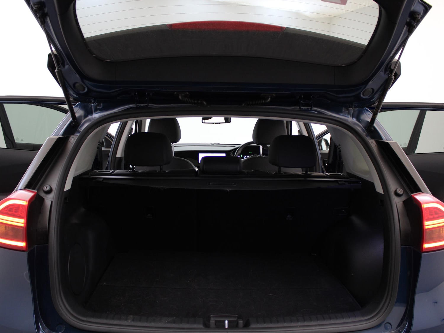 Used Kia Niro 2021 for sale - 76128318: Photo 41