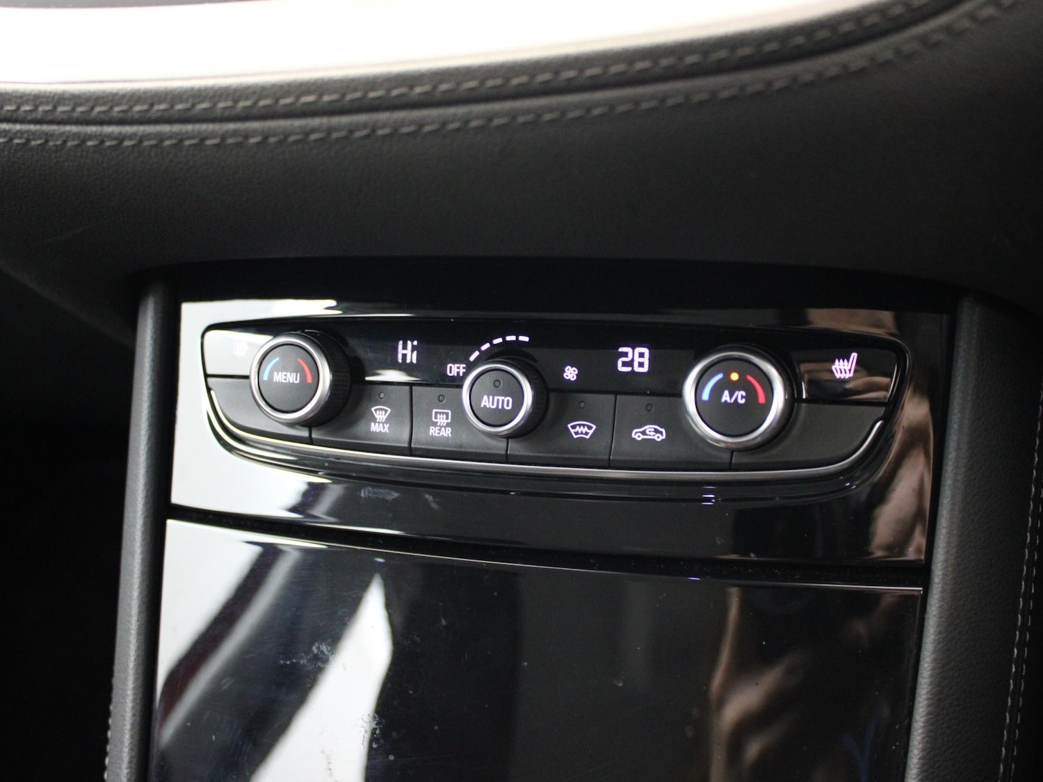 Used Vauxhall Grandland X 2019 for sale - 76692332: Photo 18