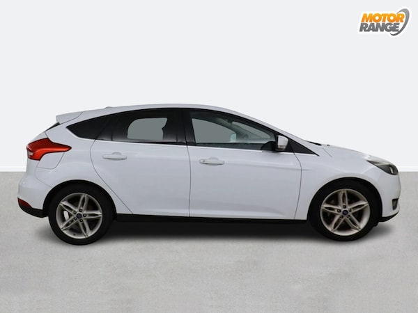 Used Ford Focus 2017 for sale - 76206744: Photo 5