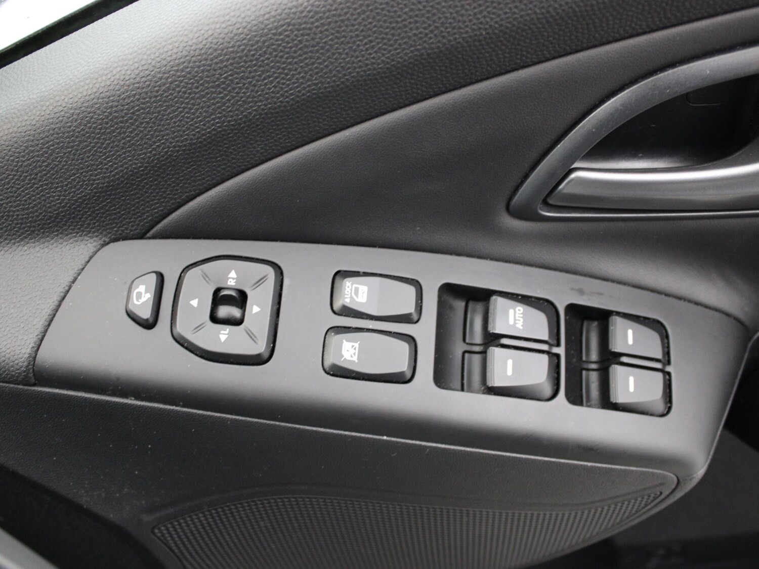 Used Hyundai Ix35 2015 for sale - 77348495: Photo 34