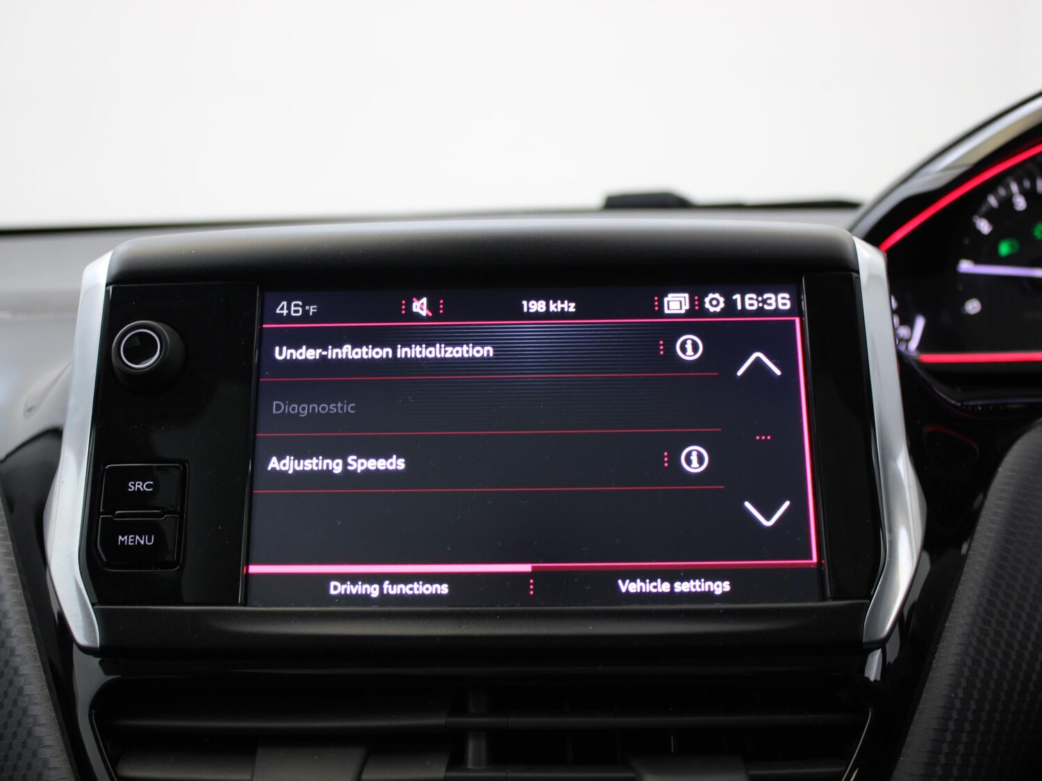 Used Peugeot 2008 2018 for sale - 77472823: Photo 16