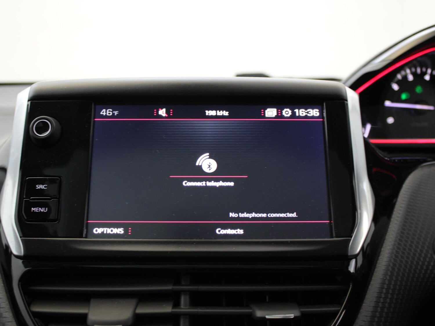 Used Peugeot 2008 2018 for sale - 77472823: Photo 18