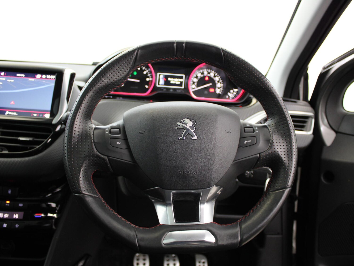 Used Peugeot 2008 2018 for sale - 77472823: Photo 24