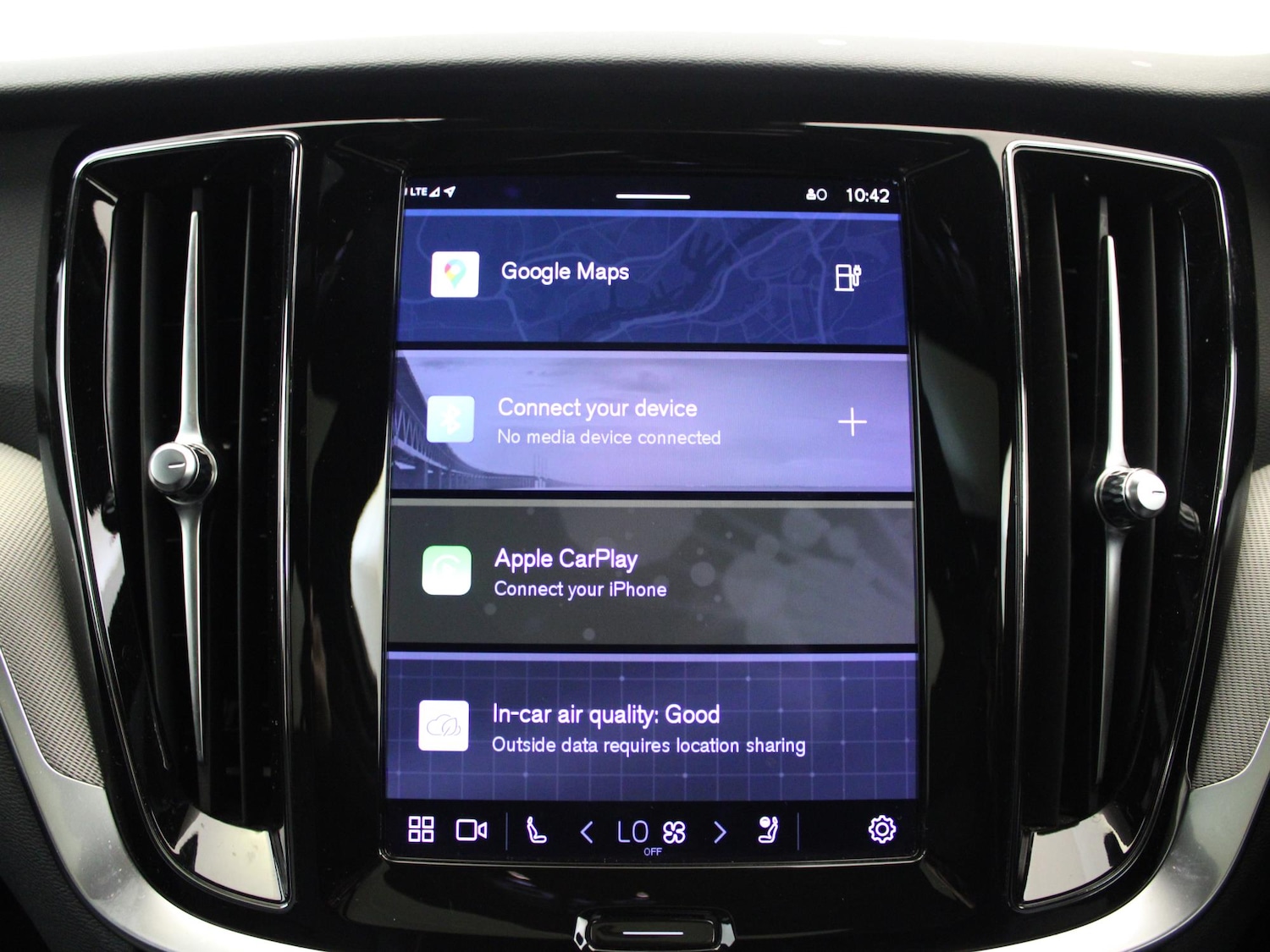 Used Volvo V60 2022 for sale - 77635133: Photo 24