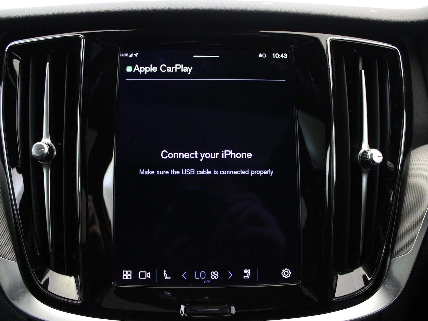 Used Volvo V60 2022 for sale - 77635133: Photo 26