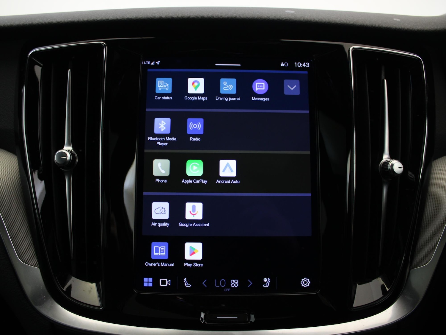 Used Volvo V60 2022 for sale - 77635133: Photo 28