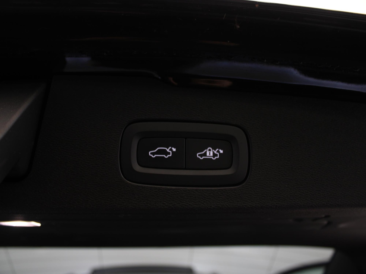 Used Volvo V60 2022 for sale - 77635133: Photo 48