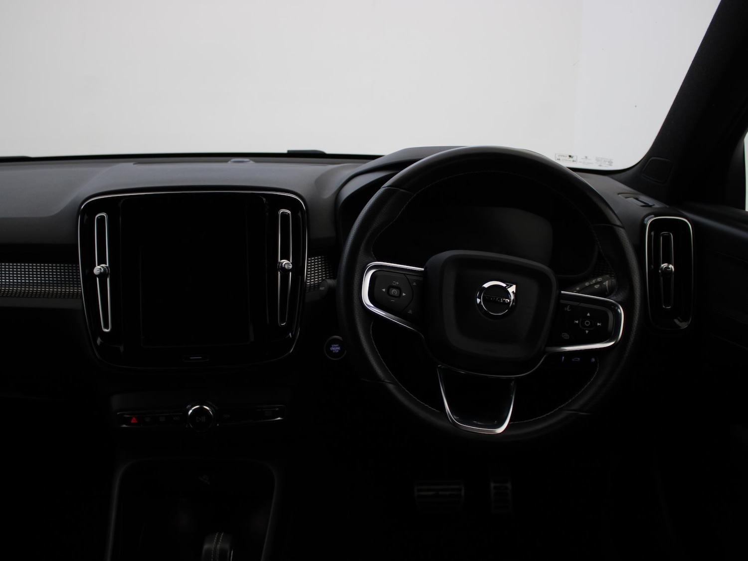 Used Volvo XC40 2021 for sale - 76692349: Photo 14