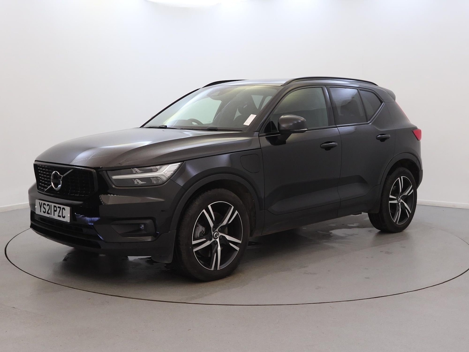 Used Volvo XC40 2021 for sale - 76692349: Photo 3