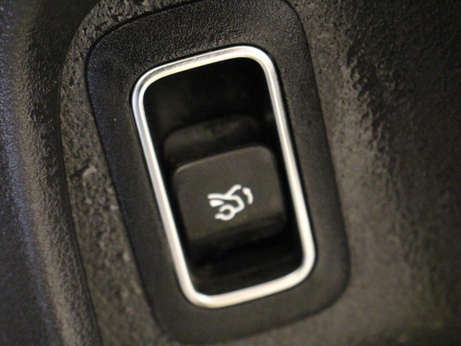 Vehicle 33