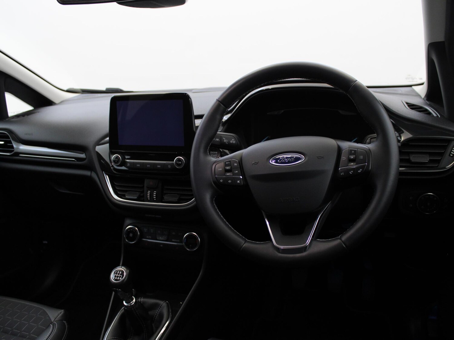 Used Ford Fiesta 2018 for sale - 76047392: Photo 16