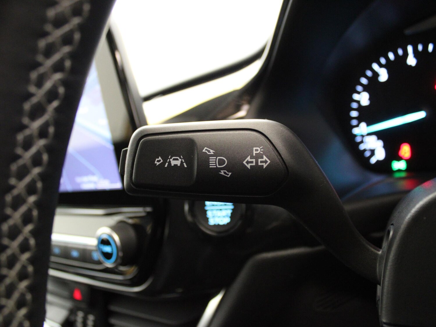 Used Ford Fiesta 2018 for sale - 76047392: Photo 28