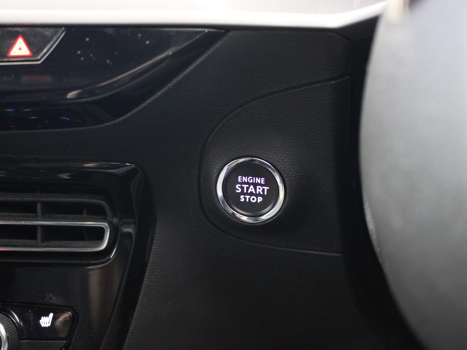 Used Vauxhall Mokka 2024 for sale - 76311124: Photo 18