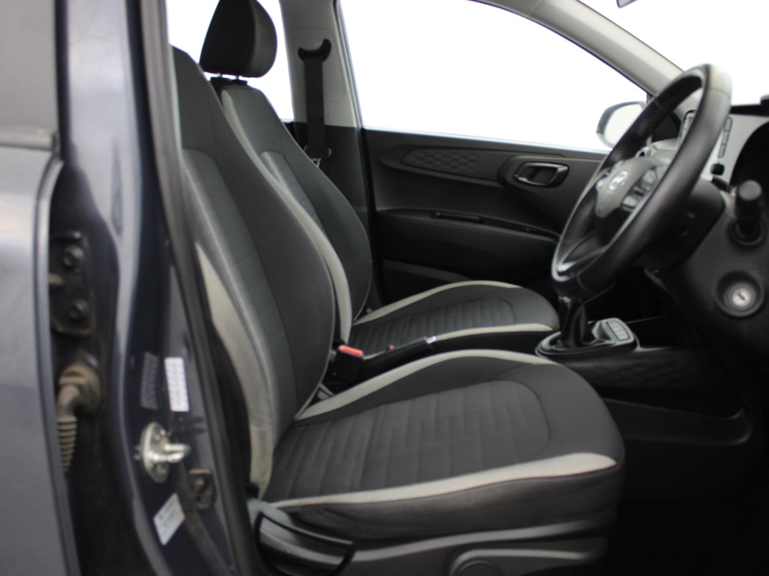 Used Hyundai i10 2021 for sale - 78052864: Photo 8