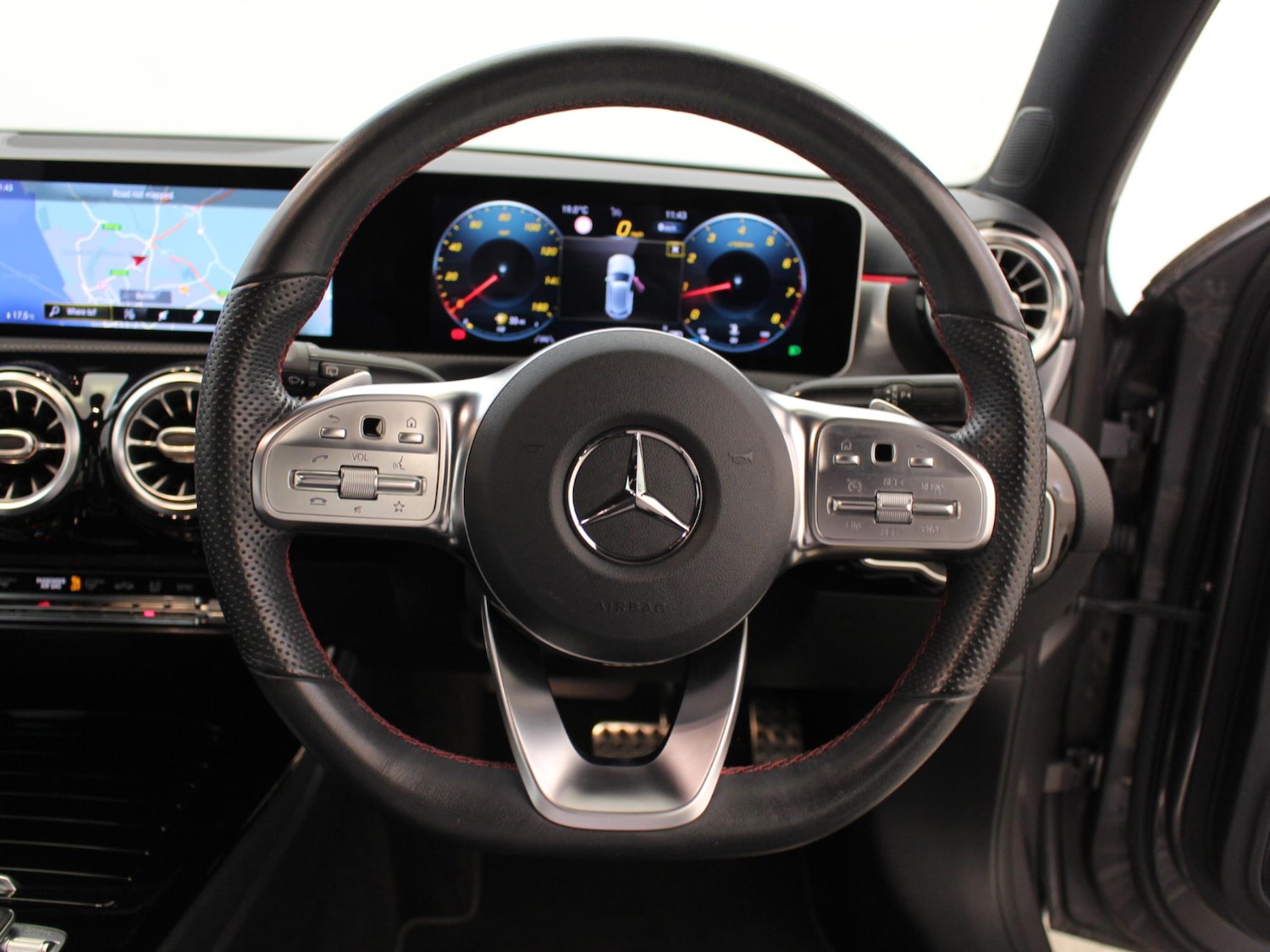 Used Mercedes-Benz A-Class 2019 for sale - 77649421: Photo 31