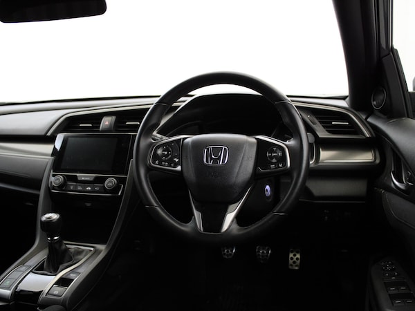 Used Honda Civic 2017 for sale - 76263882: Photo 14