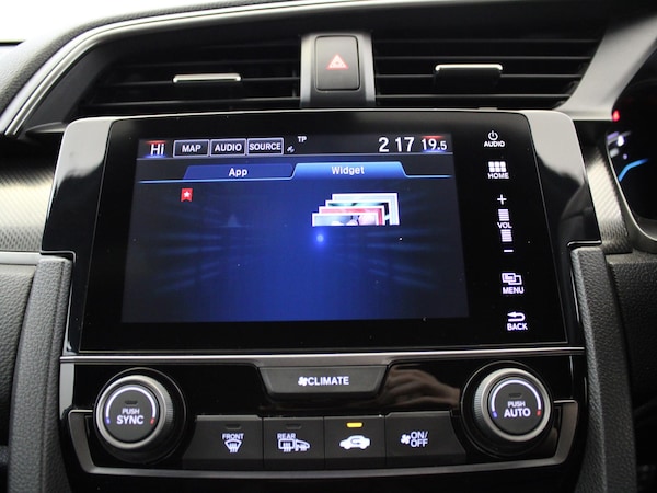 Used Honda Civic 2017 for sale - 76263882: Photo 19