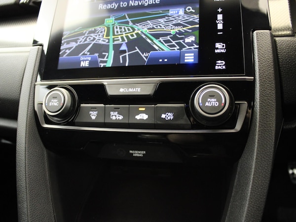 Used Honda Civic 2017 for sale - 76263882: Photo 27