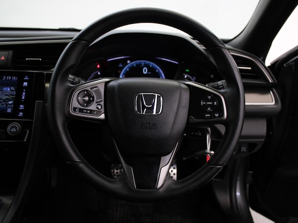 Used Honda Civic 2017 for sale - 76263882: Photo 29