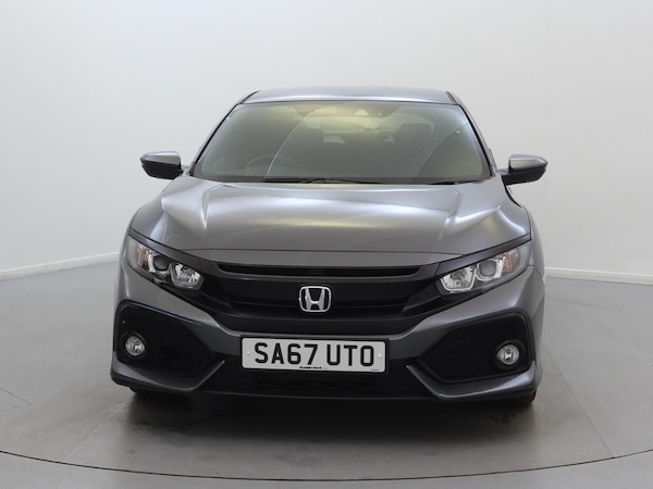 Used Honda Civic 2017 for sale - 76263882: Photo 2