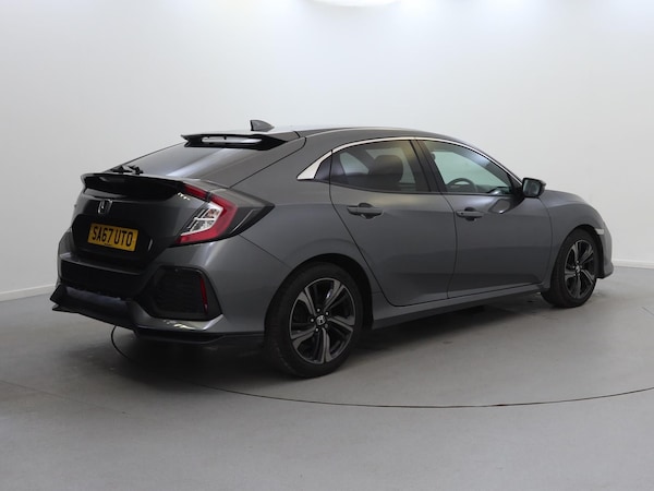 Used Honda Civic 2017 for sale - 76263882: Photo 5