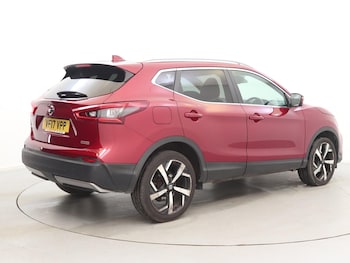Used Nissan Qashqai 2017 for sale - 76300260: Photo