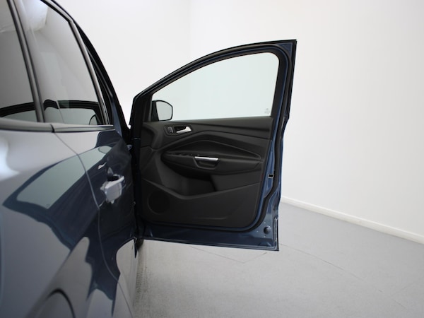 Used Ford Kuga 2019 for sale - 75536237: Photo 37