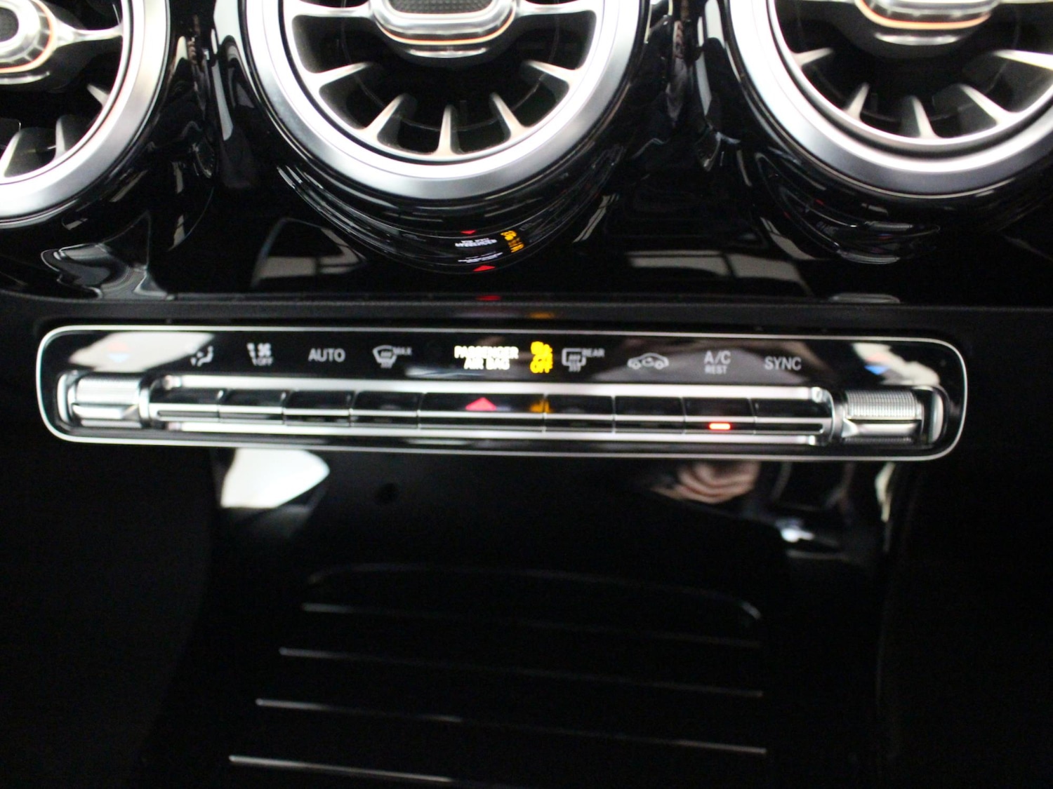 Used Mercedes-Benz A-Class 2019 for sale - 77473024: Photo 28