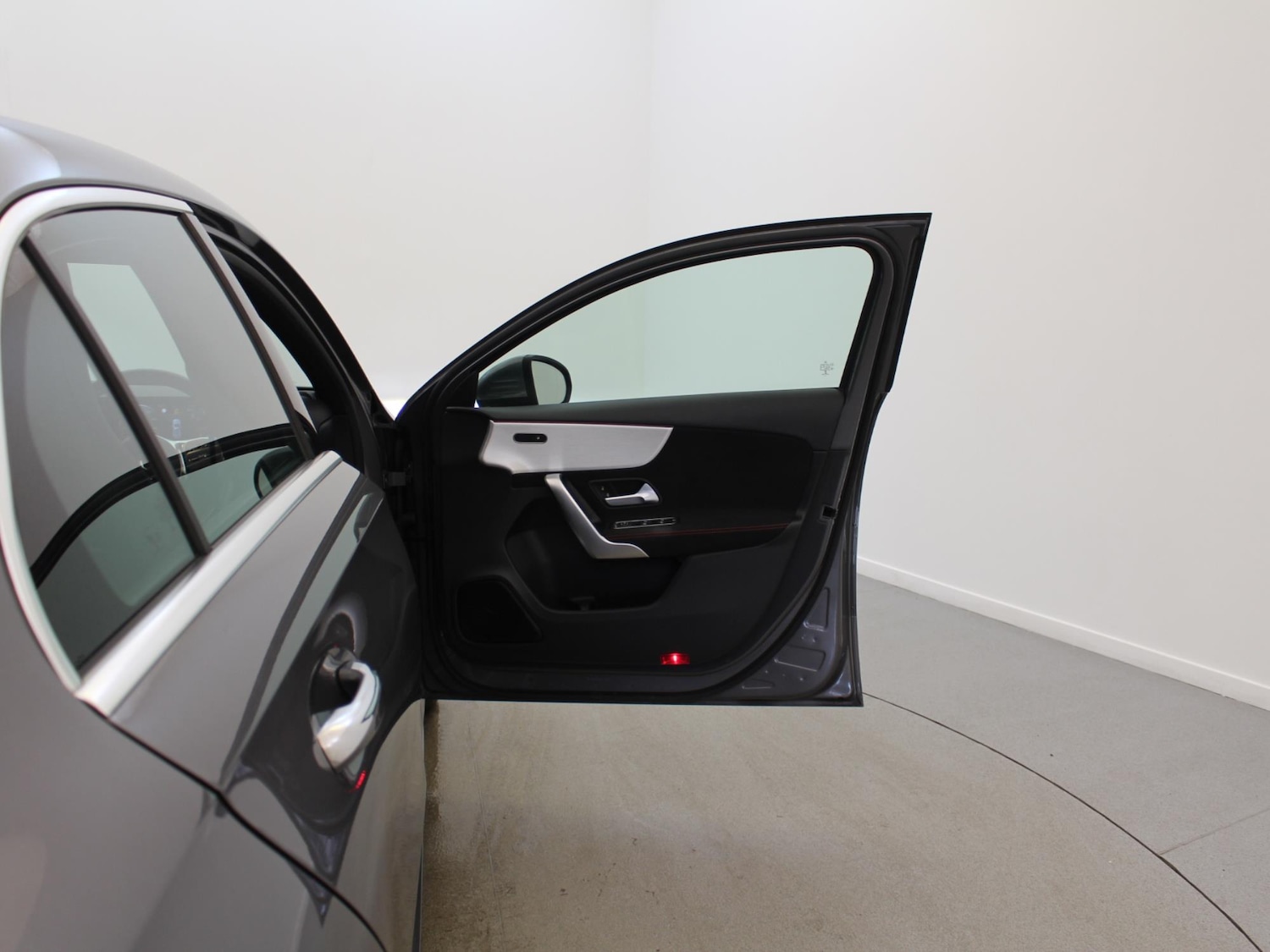 Used Mercedes-Benz A-Class 2019 for sale - 77473024: Photo 37