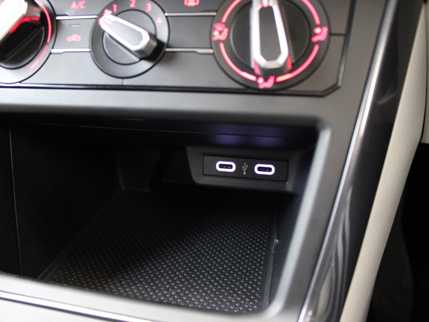 Used Volkswagen Polo 2021 for sale - 76353268: Photo 30