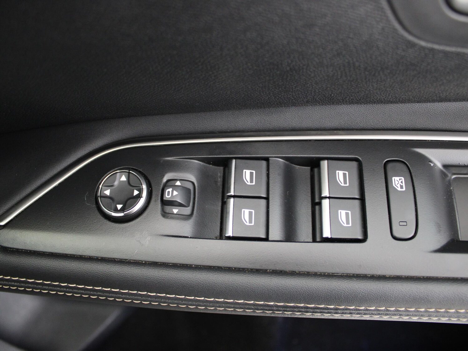 Used Peugeot 5008 2022 for sale - 77294663: Photo 29