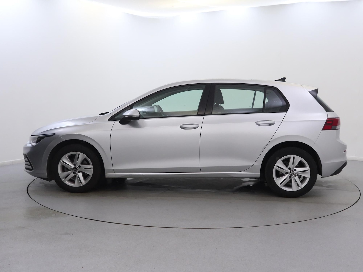 Used Volkswagen Golf 2021 for sale - 76300209: Photo 4