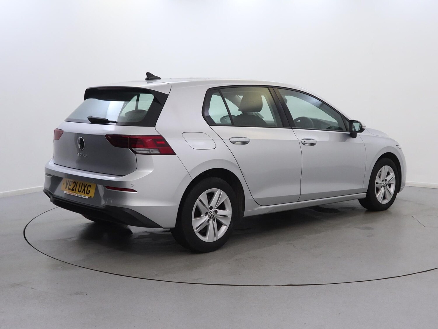 Used Volkswagen Golf 2021 for sale - 76300209: Photo 5
