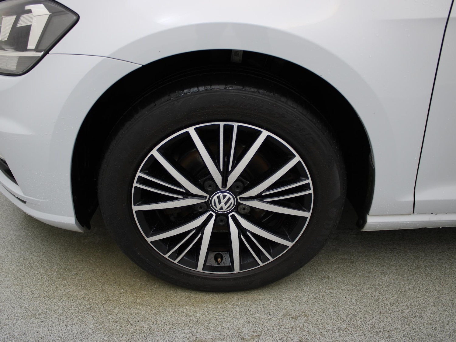 Used Volkswagen Golf 2018 for sale - 77206715: Photo 39