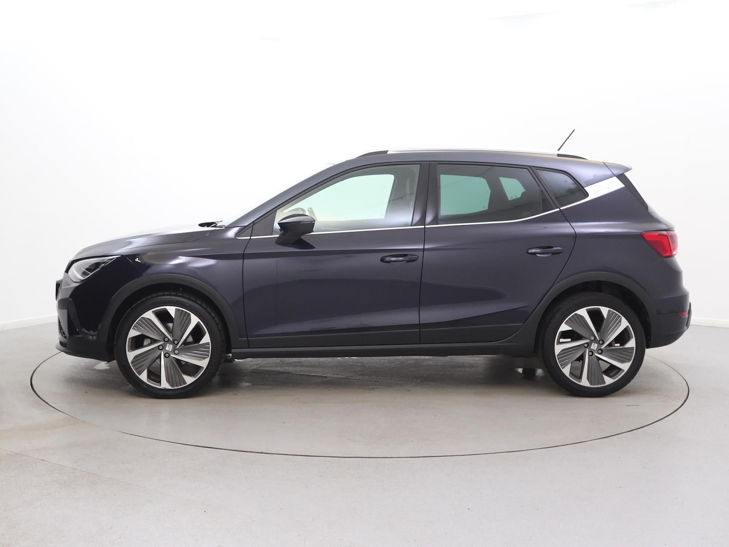 Used SEAT Arona 2023 for sale - 77443990: Photo 4
