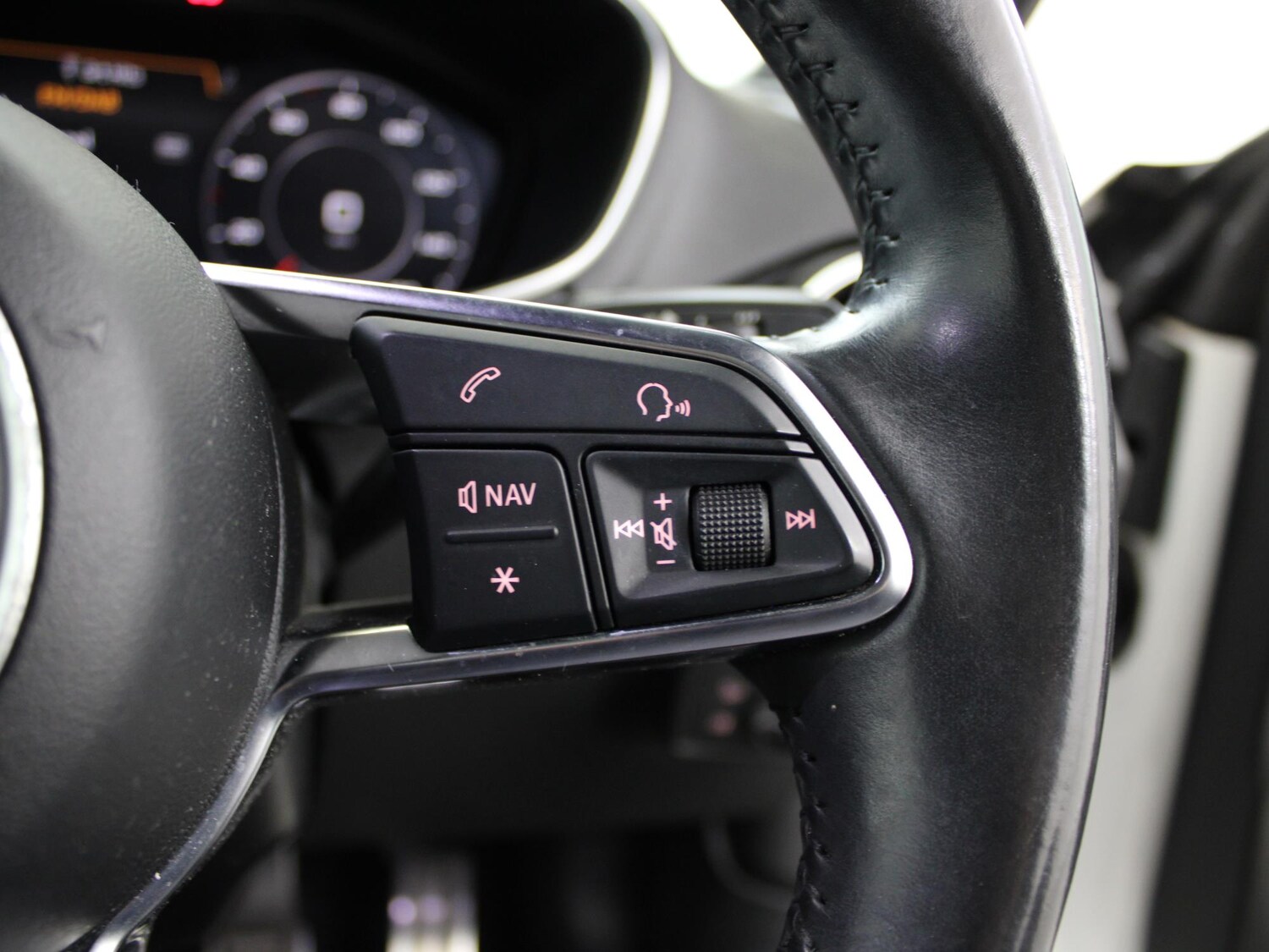 Used Audi TT 2016 for sale - 76692301: Photo 26