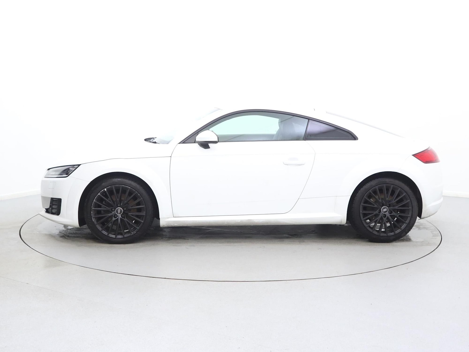 Used Audi TT 2016 for sale - 76692301: Photo 4