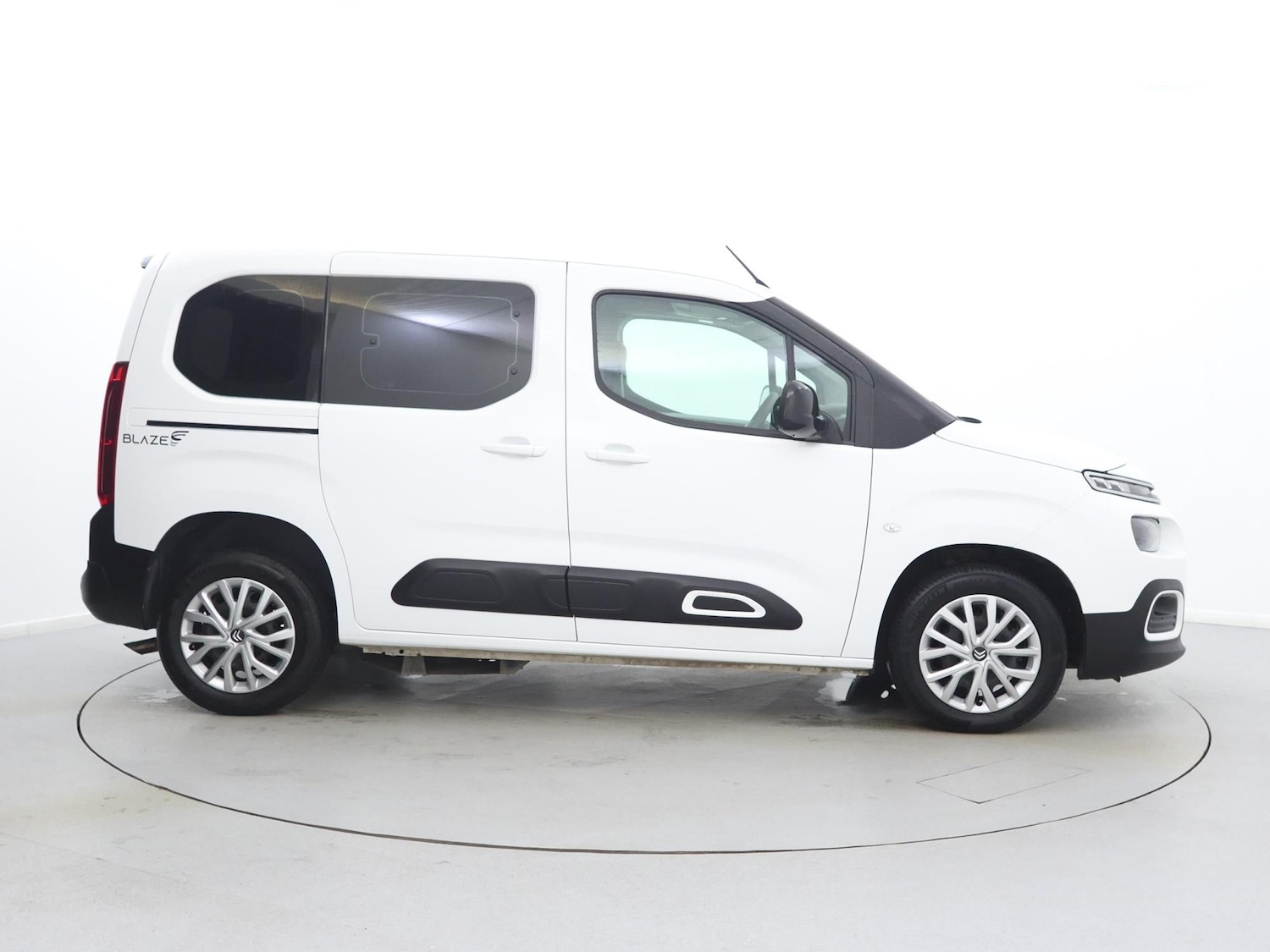 Used Citroen Berlingo 2022 for sale - 76789599: Photo 8
