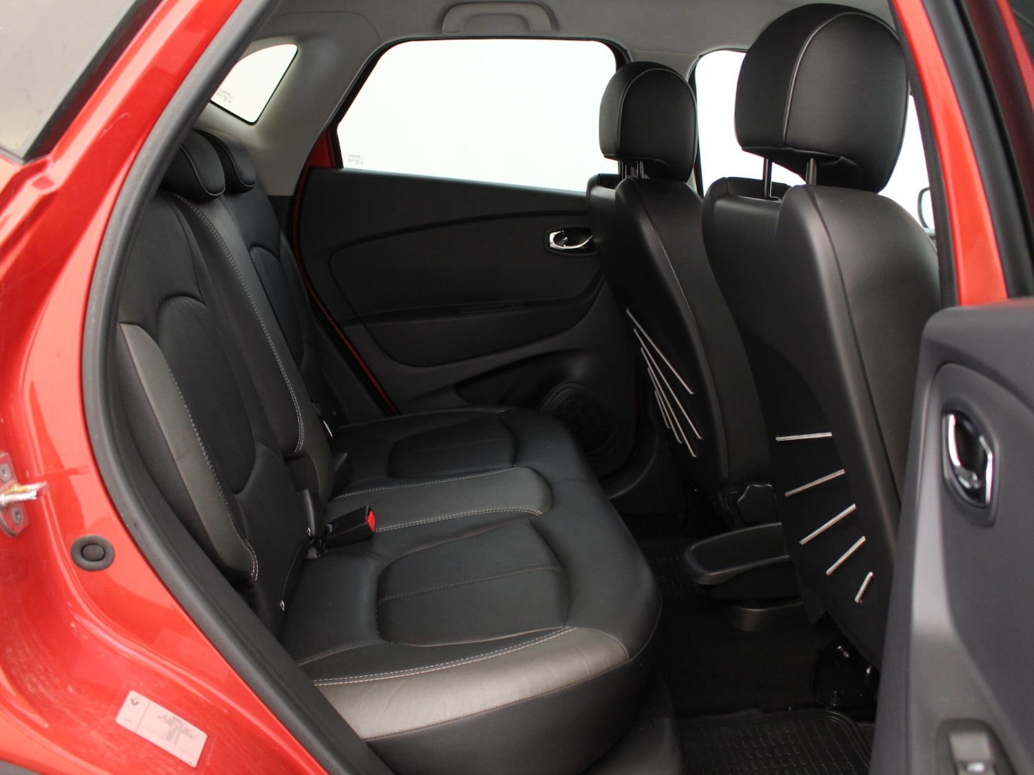 Used Renault Captur 2015 for sale - 76553585: Photo 12