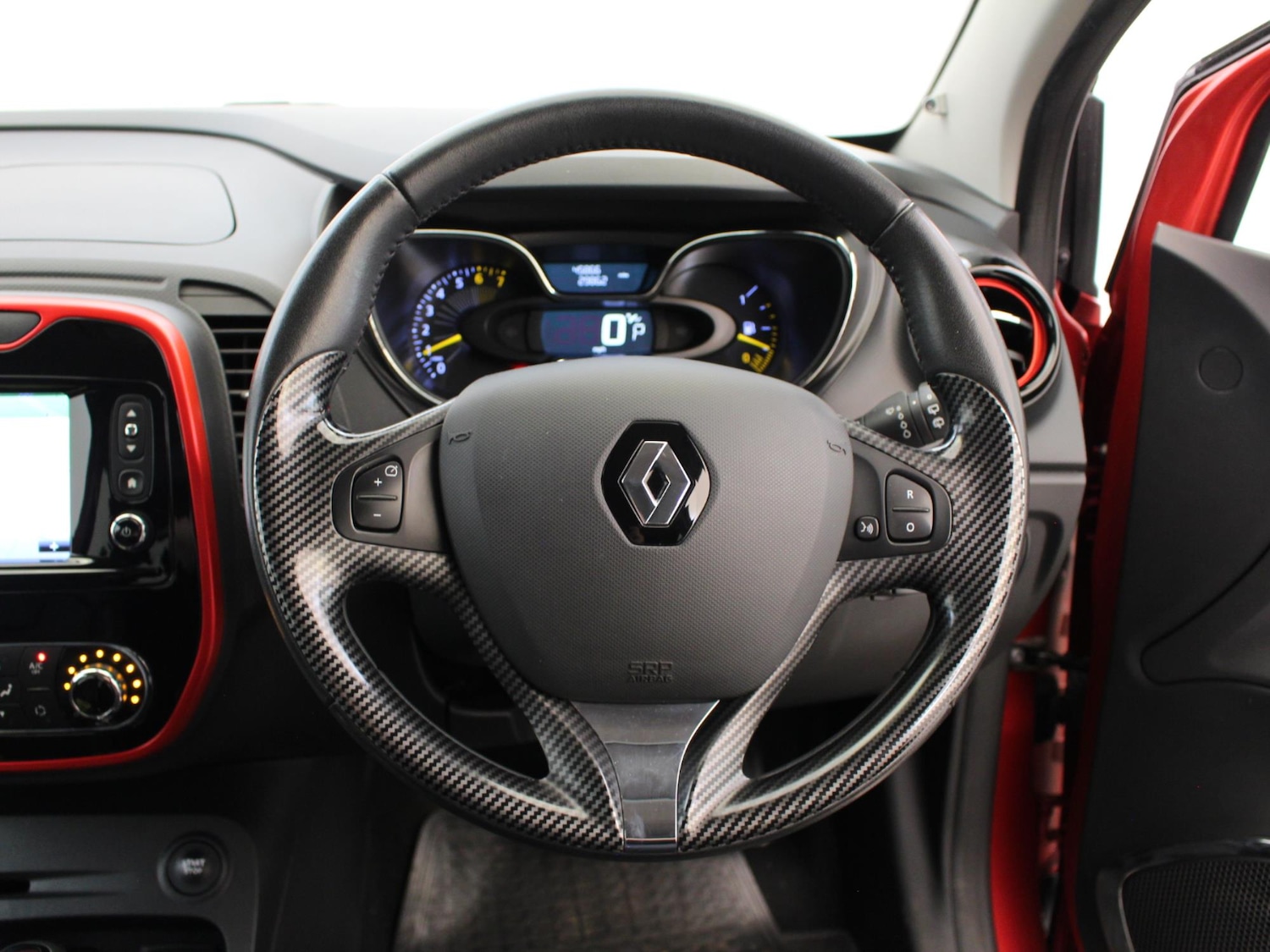 Used Renault Captur 2015 for sale - 76553585: Photo 31