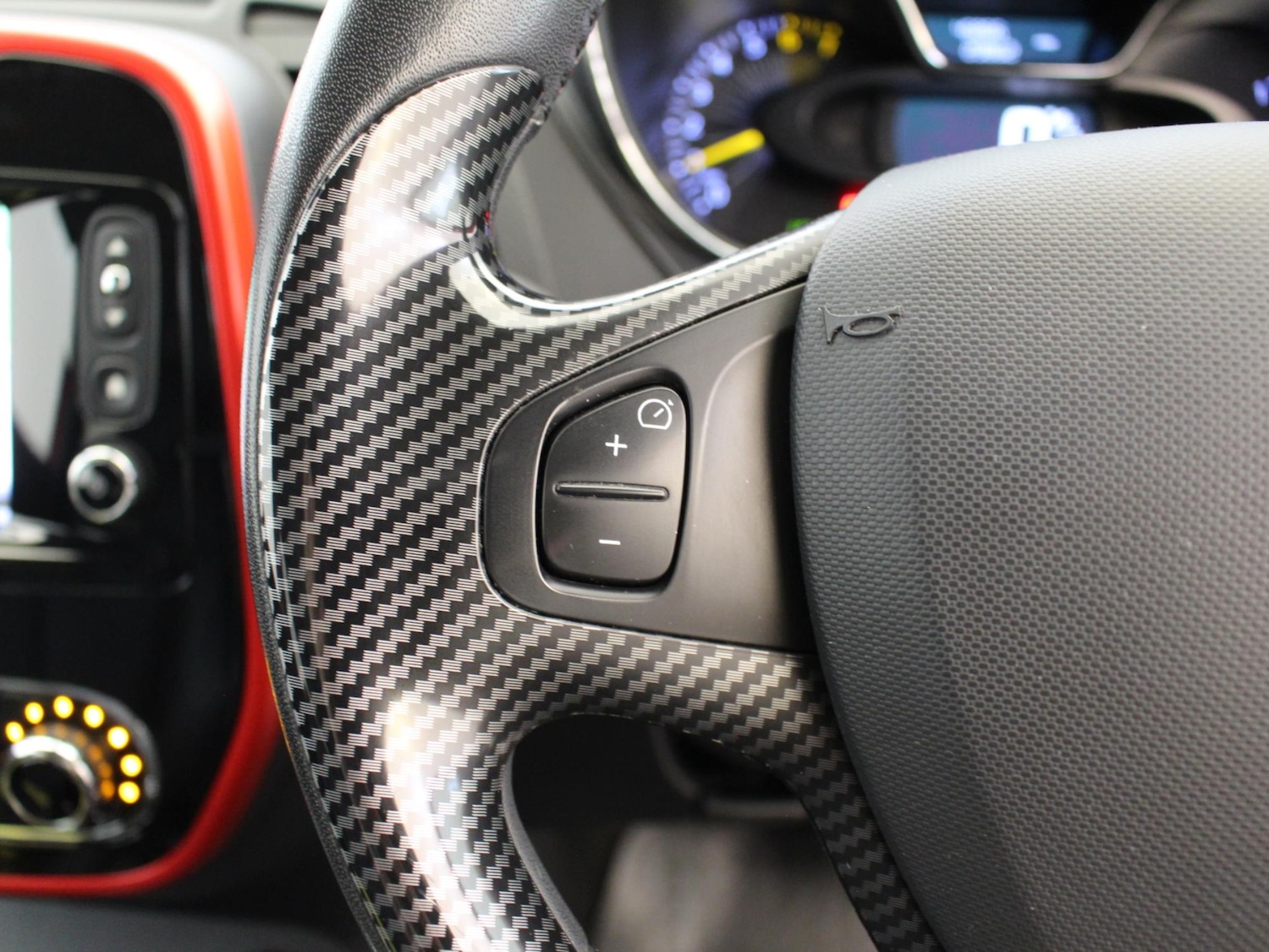 Used Renault Captur 2015 for sale - 76553585: Photo 32