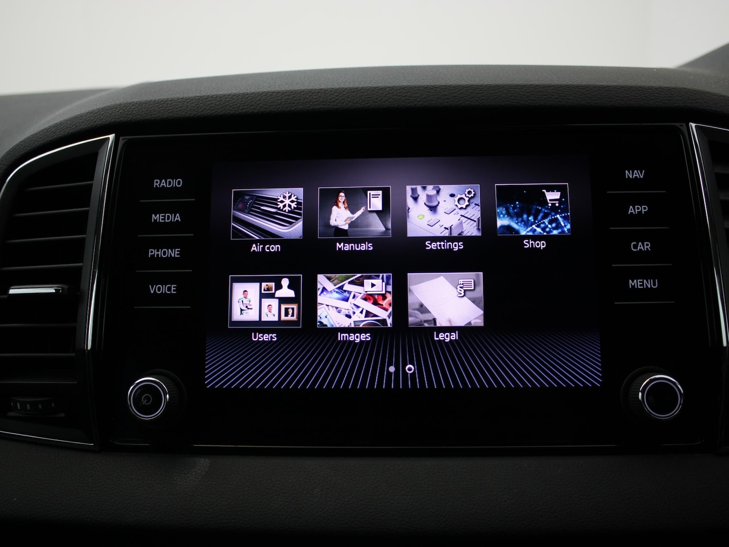 Used Skoda Karoq 2022 for sale - 77348504: Photo 18