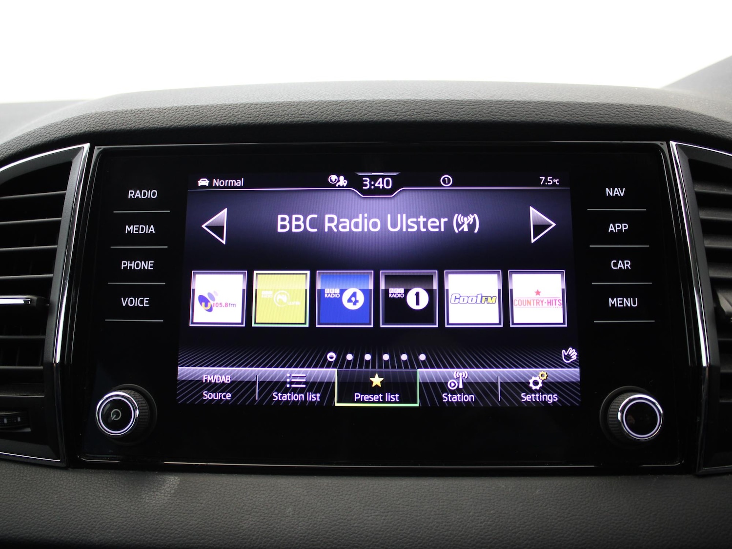 Used Skoda Karoq 2022 for sale - 77348504: Photo 24