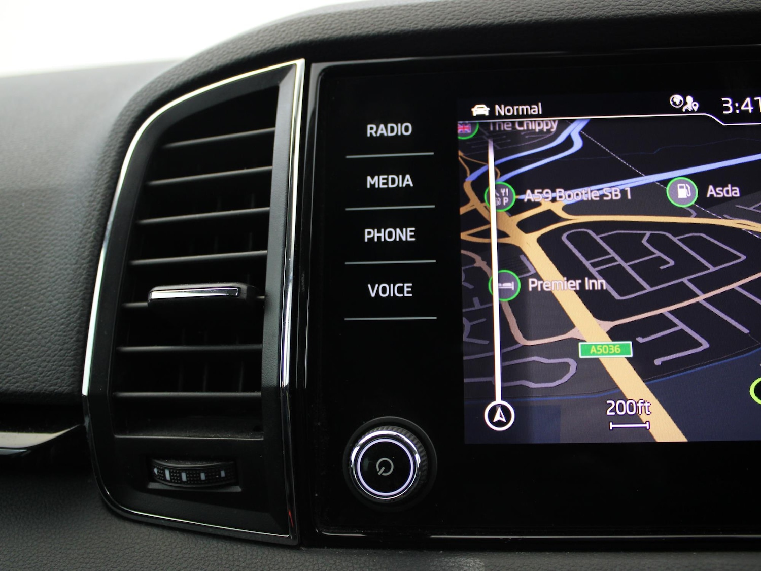 Used Skoda Karoq 2022 for sale - 77348504: Photo 27