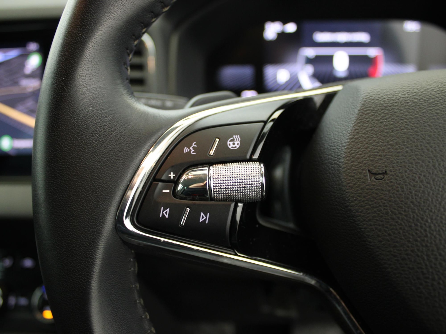 Used Skoda Karoq 2022 for sale - 77348504: Photo 33