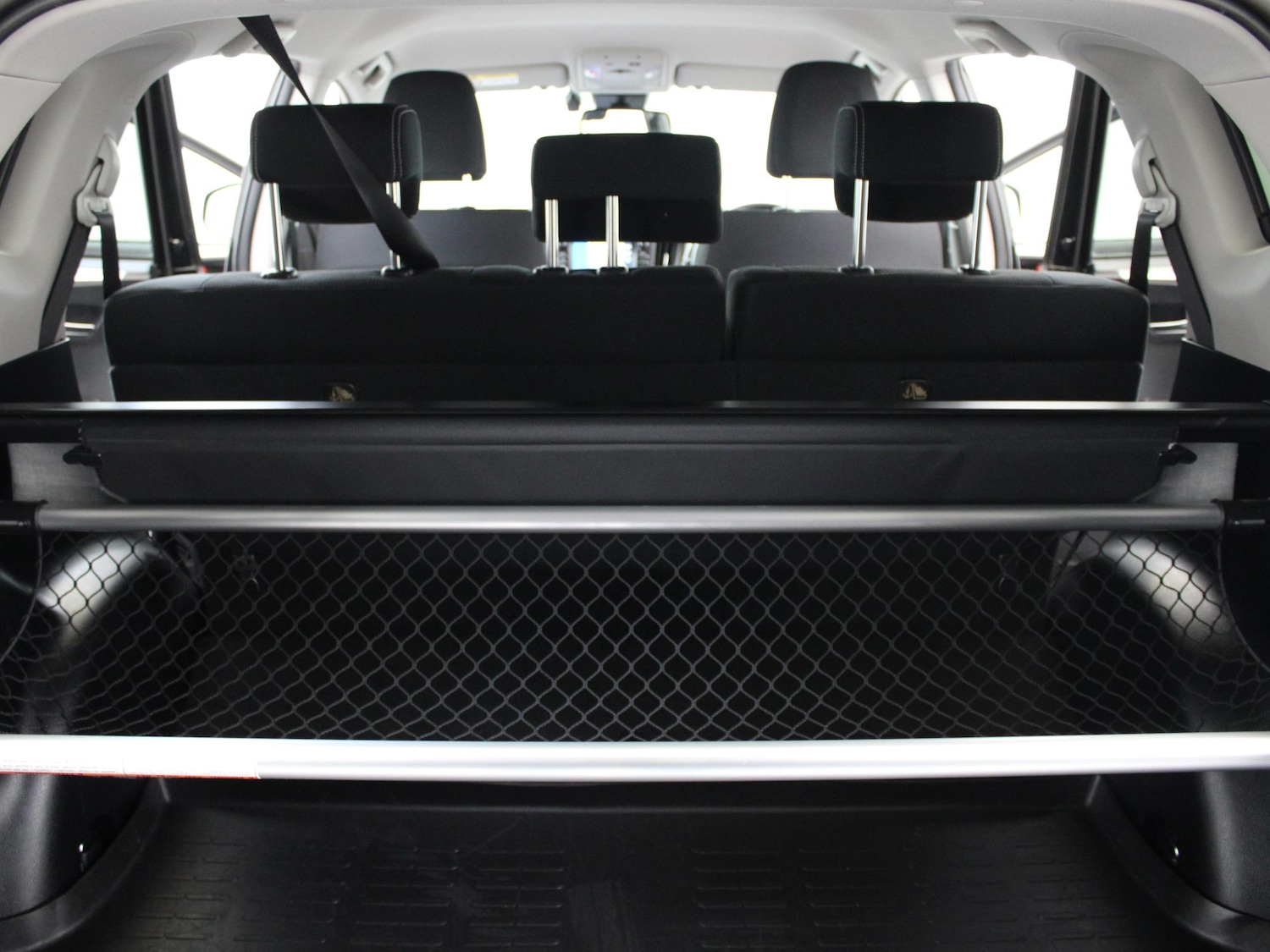 Used Toyota RAV4 2017 for sale - 76755380: Photo 42