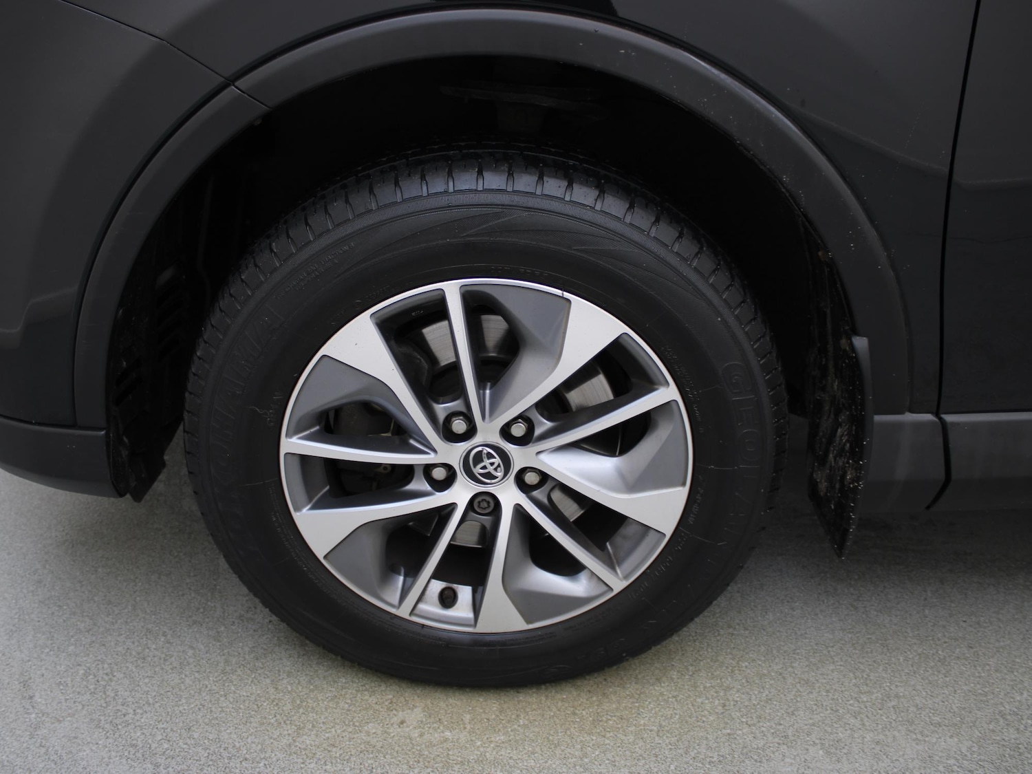 Used Toyota RAV4 2017 for sale - 76755380: Photo 50