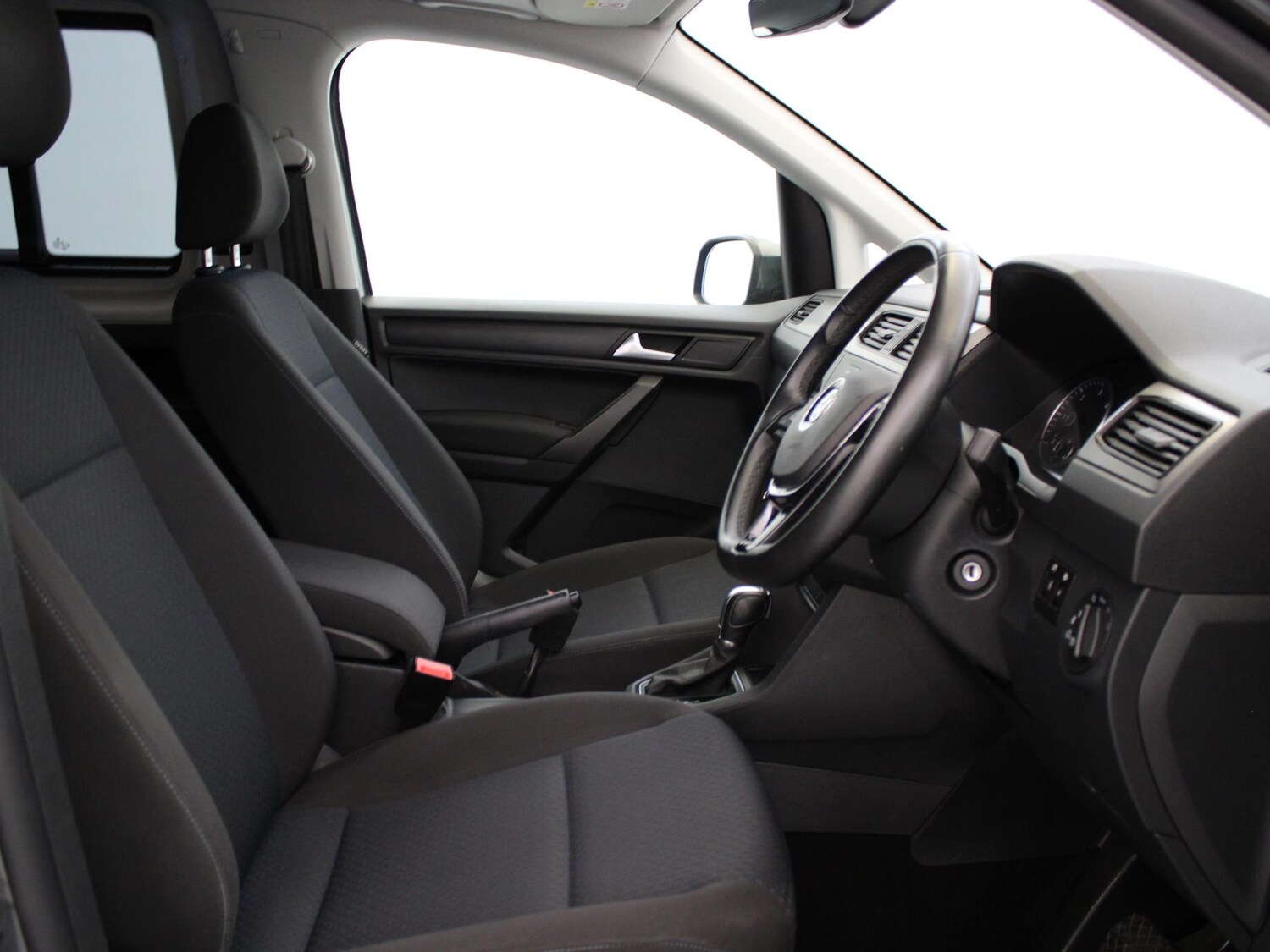 Used Volkswagen Caddy Maxi Life 2019 for sale - 77415226: Photo 9