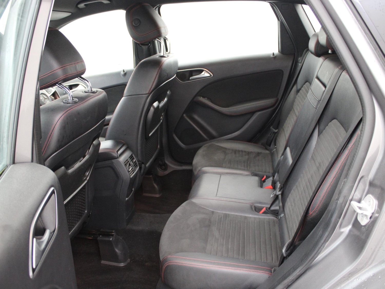 Used Mercedes-Benz B Class 2017 for sale - 77601582: Photo 11