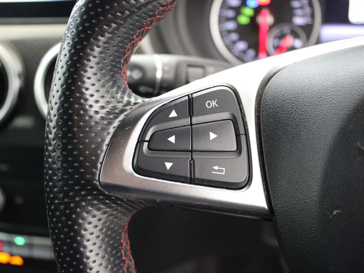 Used Mercedes-Benz B Class 2017 for sale - 77601582: Photo 29